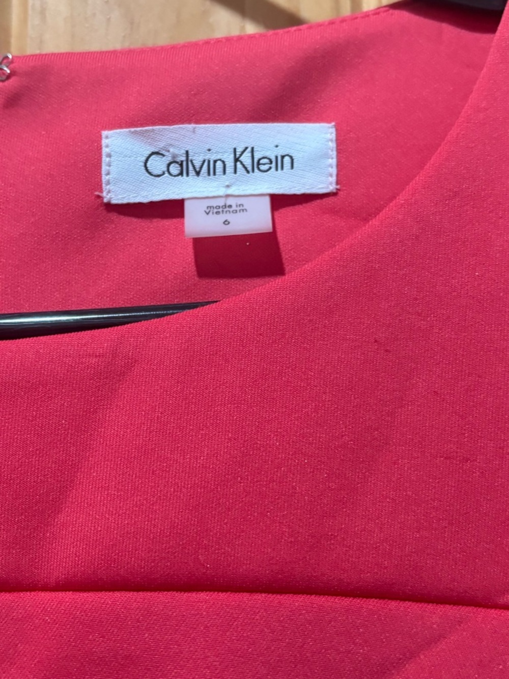 Calvin Klein Coral Dress Size 6 - Picture 2 of 4